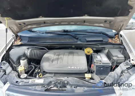 2015 Chrysler Town & Country Touring-L from USA, damaged, VIN 2C4RC1CG8FR755084